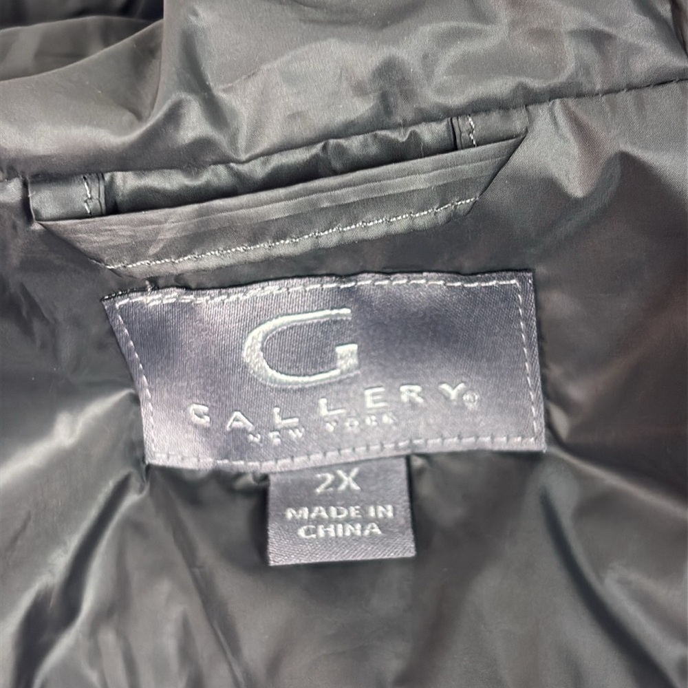 SOLD IN STORE Women’s Gallery Hood Quilted Coat 2X - Picture 7 of 10